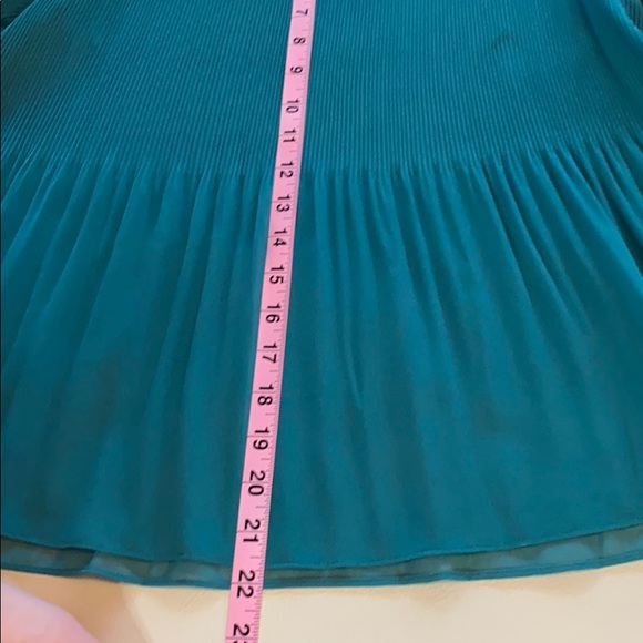 Banana Republic Short Sleeve Shirt - Picture 5 of 7